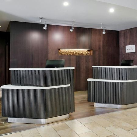 Courtyard By Marriott Джонсон Сити Экстерьер фото