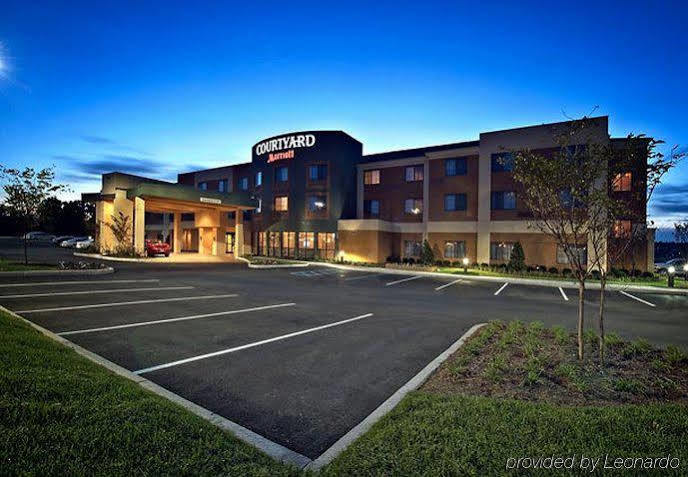 Courtyard By Marriott Джонсон Сити Экстерьер фото